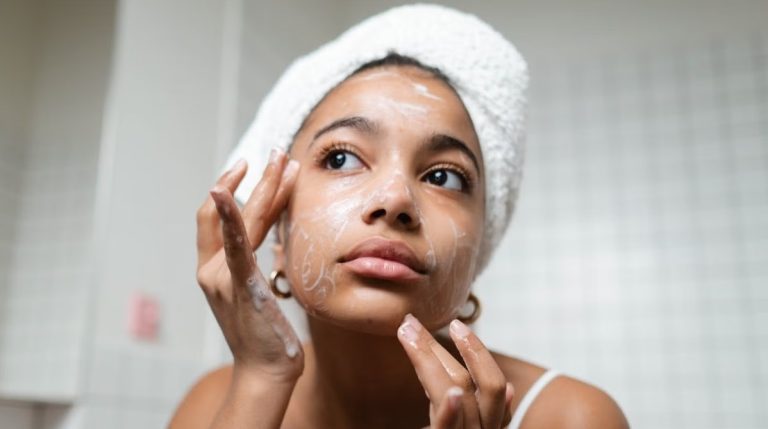 Crafting the Definitive Manual for Establishing a Skincare Regimen for Radiant Skin